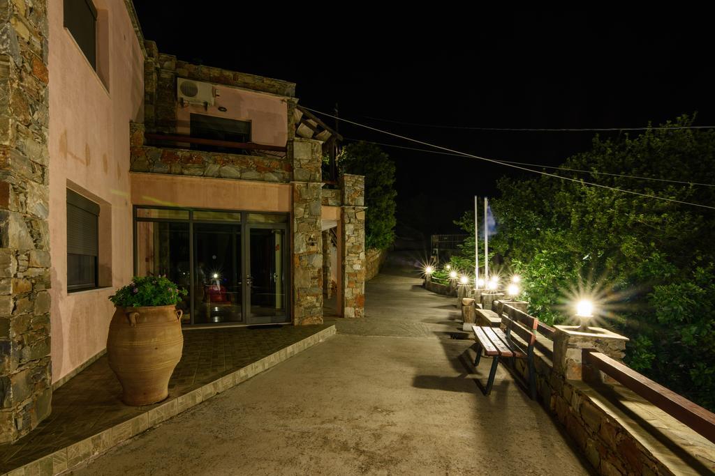 Makronas Apartments Caristo Exterior foto