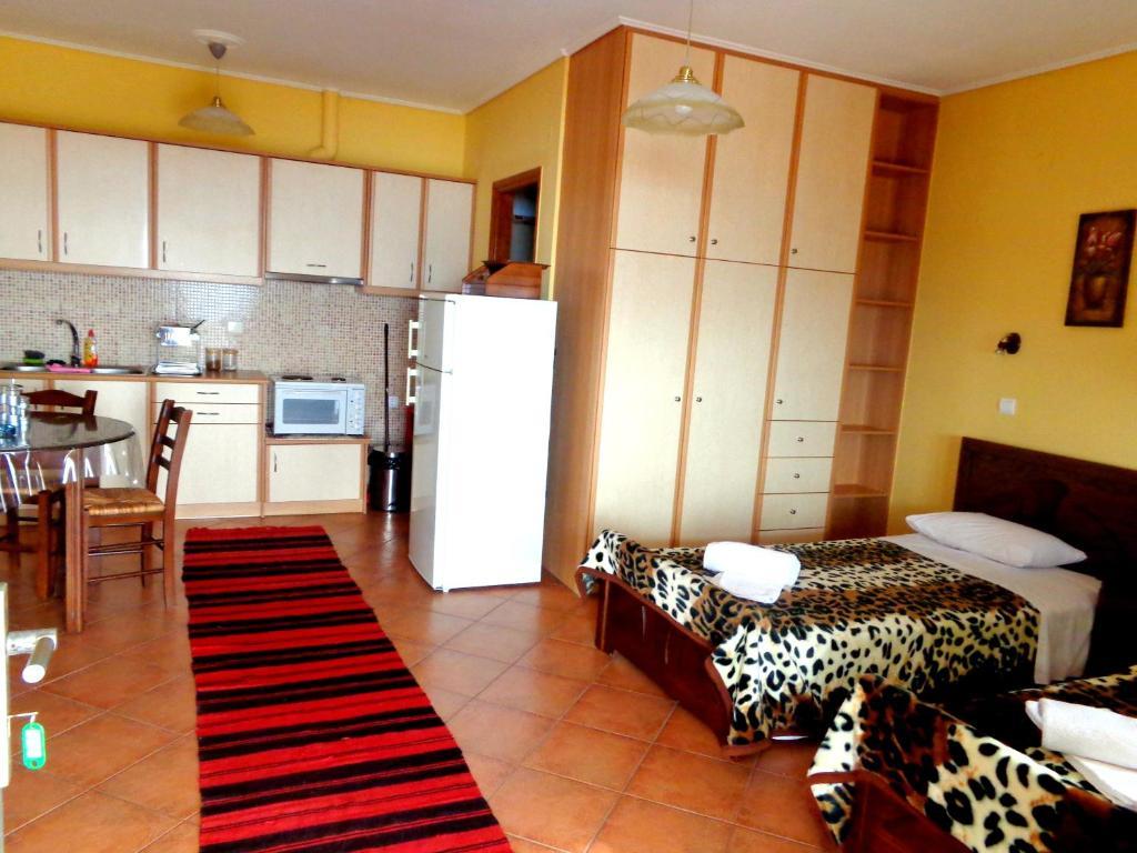 Makronas Apartments Caristo Exterior foto